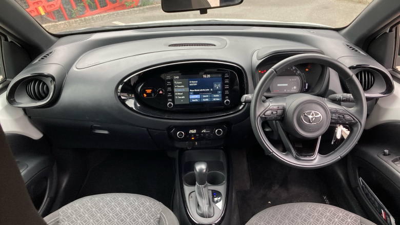 Toyota Aygo X 1.0 VVT-i Edge 5dr Auto Petrol Hatchback